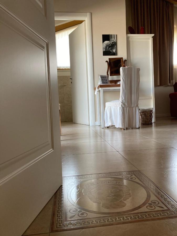 Massoni Bed And Breakfast Peschiera del Garda Exterior foto